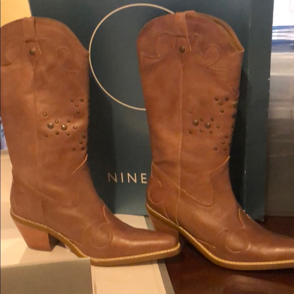 NWT 9 west tan leather boots. Sz 8
